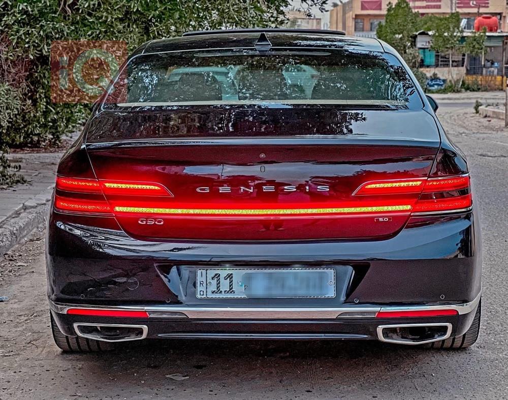 Genesis G90